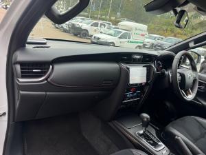 Toyota Fortuner 2.8GD-6 4x4 GR-Sport - Image 7