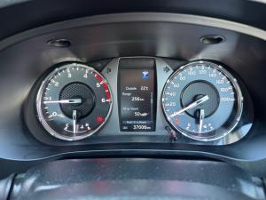 Toyota Hilux 2.8GD-6 single cab Raider auto - Image 11