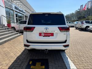 Toyota Land Cruiser 300 3.3D ZX - Image 5