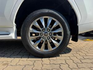 Toyota Land Cruiser 300 3.3D ZX - Image 19