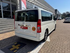 Toyota Quantum 2.8 LWB bus 11-seater GL - Image 2