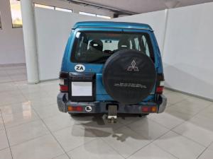 Mitsubishi Pajero 3.5 GLS - Image 5