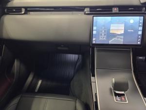 Land Rover Range Rover Velar D300 Dynamic SE - Image 9