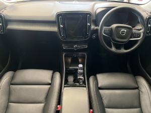 Volvo XC40 B4 Plus Dark - Image 6