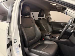 Toyota RAV4 2.5 Hybrid VX E-Four - Image 10