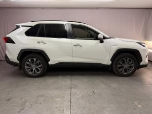 Toyota RAV4 2.5 Hybrid VX E-Four - Image 13