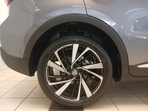 MG ZS Pro 1.5T Luxury - Image 11