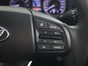 Hyundai Venue 1.0T Fluid auto - Image 21