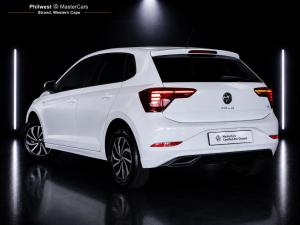 Volkswagen Polo hatch 1.0TSI Life manual - Image 3