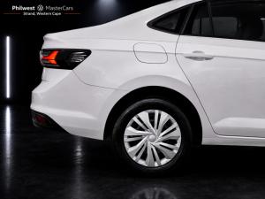 Volkswagen Polo sedan 1.6 manual - Image 29