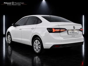 Volkswagen Polo sedan 1.6 manual - Image 3
