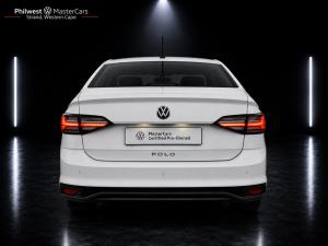 Volkswagen Polo sedan 1.6 manual - Image 4