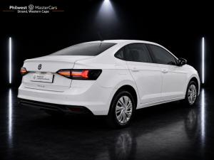 Volkswagen Polo sedan 1.6 manual - Image 5