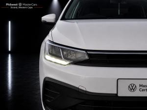 Volkswagen Polo sedan 1.6 manual - Image 9