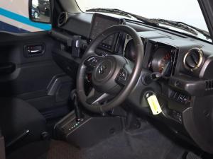 Suzuki Jimny 1.5 GLX AllGrip 5-door auto - Image 13