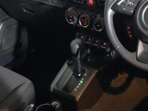 Suzuki Jimny 1.5 GLX AllGrip 5-door auto - Image 14