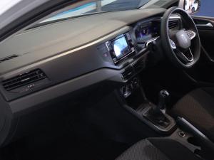 Volkswagen Polo hatch 1.0TSI - Image 17