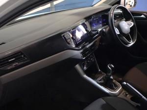 Volkswagen Polo hatch 1.0TSI Life manual - Image 20