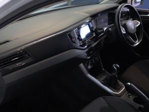 Volkswagen Polo hatch 1.0TSI Life manual - Image 19