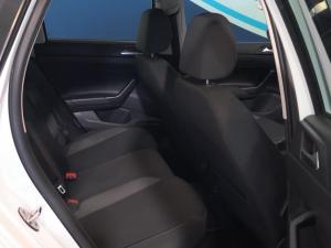 Volkswagen Polo hatch 1.0TSI Life auto - Image 10