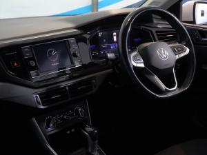 Volkswagen Polo hatch 1.0TSI Life auto - Image 15