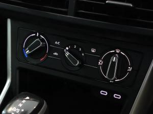 Volkswagen Polo hatch 1.0TSI Life auto - Image 20