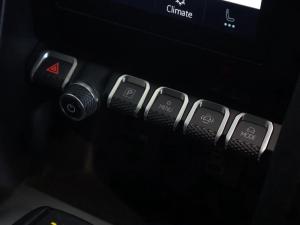 Volkswagen Amarok 2.0BiTDI double cab Life 4Motion - Image 13
