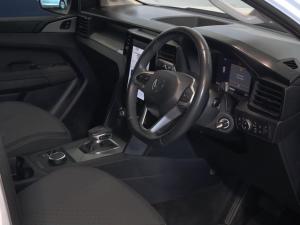 Volkswagen Amarok 2.0BiTDI double cab Life 4Motion - Image 17