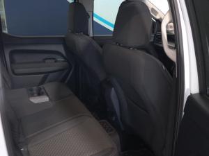 Volkswagen Amarok 2.0BiTDI double cab Life 4Motion - Image 20