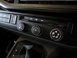 Volkswagen Transporter 2.0TDI Kombi SWB Trendline auto - Image 14