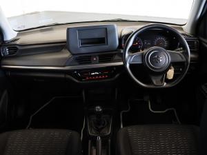 Suzuki Swift 1.2 GL - Image 18