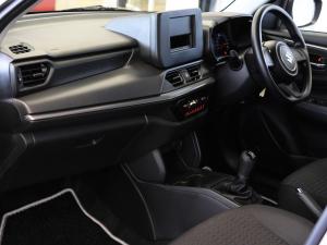 Suzuki Swift 1.2 GL - Image 20
