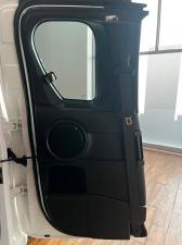 Toyota Hilux 2.8GD-6 Xtra cab Legend auto - Image 17
