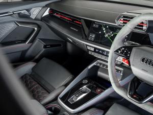 Audi RS3 Sportback quattro - Image 18