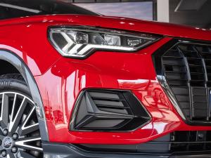 Audi Q3 35TFSI Advanced - Image 3