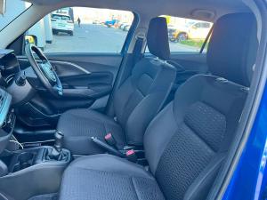 Suzuki Swift 1.2 GL+ manual - Image 13