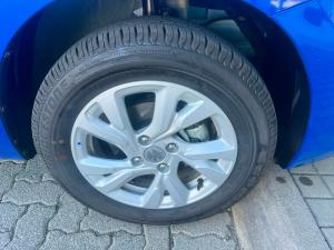 Suzuki Swift 1.2 GL+ manual - Image 8
