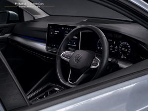 Volkswagen Golf 1.4TSI Life - Image 19