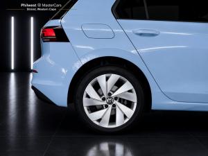 Volkswagen Golf 1.4TSI Life - Image 40