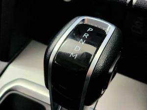 Volkswagen Amarok 2.0TDI double cab Life auto - Image 10