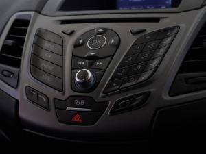 Ford Fiesta 5-door 1.0T Ambiente - Image 22