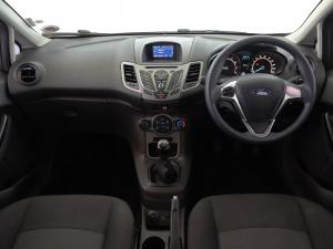 Ford Fiesta 5-door 1.0T Ambiente - Image 26