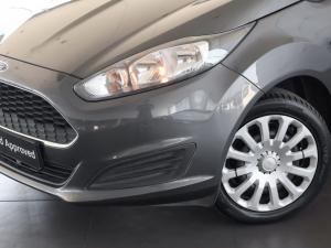Ford Fiesta 5-door 1.0T Ambiente - Image 2