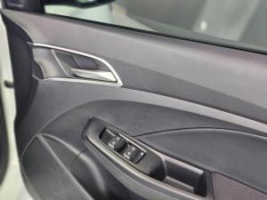 MG MG3 1.5 Comfort manual - Image 23