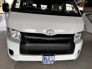 Toyota Quantum 2.7 GL 10-seater bus - Image 4