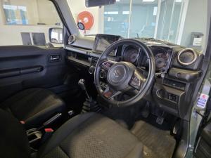Suzuki Jimny 1.5 GLX AllGrip 3-door manual - Image 14