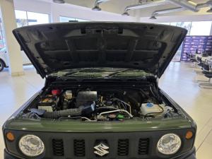 Suzuki Jimny 1.5 GLX AllGrip 3-door manual - Image 18