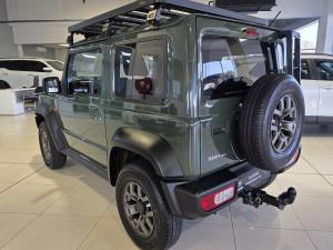 Suzuki Jimny 1.5 GLX AllGrip 3-door manual - Image 4