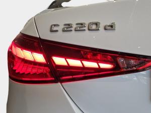Mercedes-Benz C-Class C220d Avantgarde - Image 12