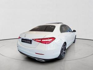 Mercedes-Benz C-Class C220d Avantgarde - Image 4